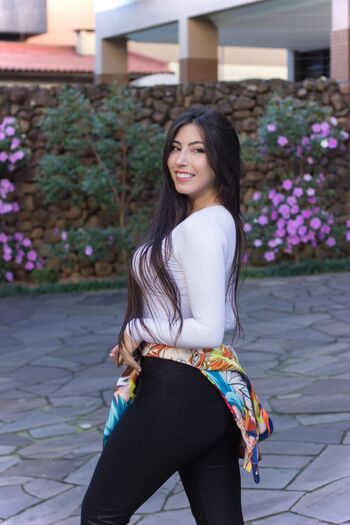 Danielle Vedovell / danievedo nude photo #13