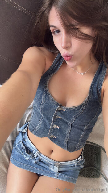 Dani Berr / danihottgirl nude photo #6