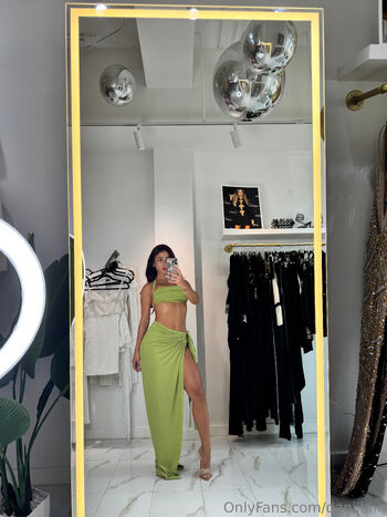 Dani / daniihiin / thedanihin / danihin24 nude photo #38