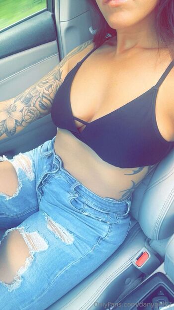 Danie / danygirl87 nude photo #8