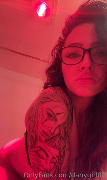 Danie / danygirl87 nude photo #28