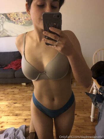 Daphne Daniel / daphnedaniels1 nude photo #2