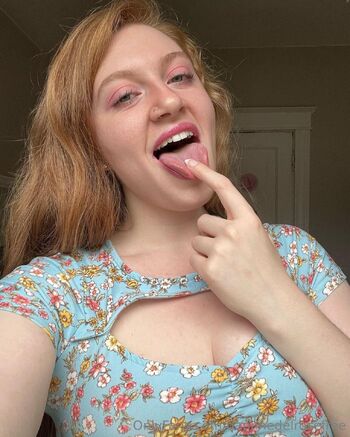 𝑔𝒾𝓃𝑔𝑒𝓇 𝓇𝒶𝓅𝓊𝓃𝓏𝑒𝓁 / daphnedelrosefree nude photo #37