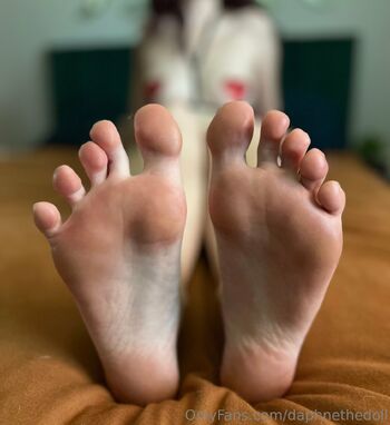 daphne / daphnethedoll nude photo #3