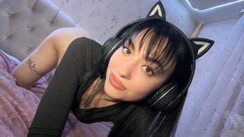 Dariana / darianaa nude photo #2