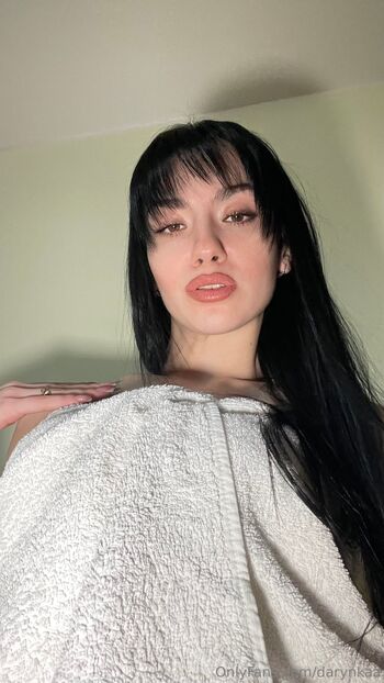Dariana / darianaa nude photo #7