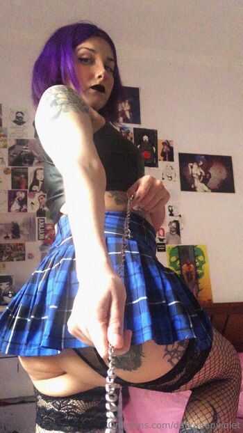 Violet 𝜗 / darkdeepviolet nude photo #34