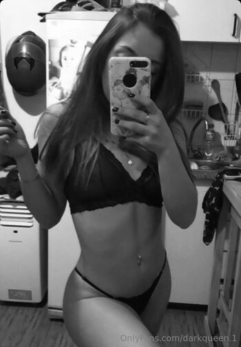 Vanessa / darkqueen.1 nude photo #14