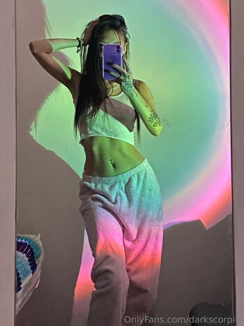 Dark women / darkscorpiio nude photo #1