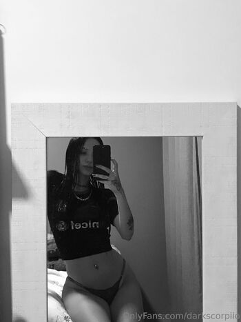Dark women / darkscorpiio nude photo #9