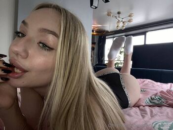 DashaSento / darya_sento nude photo #22