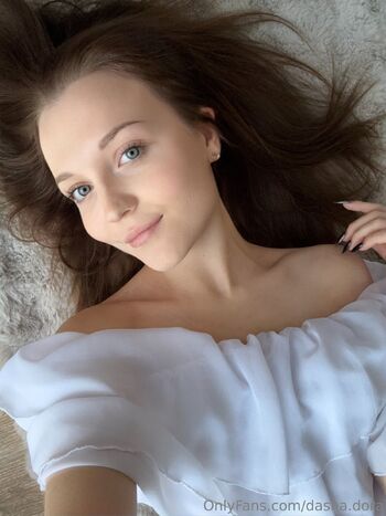 Dasha Dora / dasha_dora nude photo #6