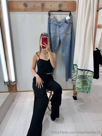 Dasha / dashenka18 / dashenka_only nude photo #4