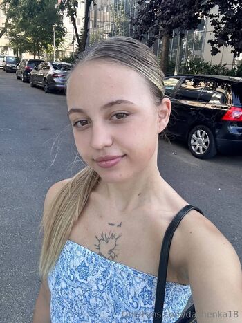 Dasha / dashenka18 / dashenka_only nude photo #16