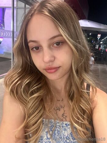 Dasha / dashenka18 / dashenka_only nude photo #17