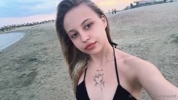 Dasha / dashenka18 / dashenka_only nude photo #23