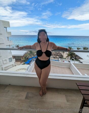 Linh / dashofnaughty nude photo #37