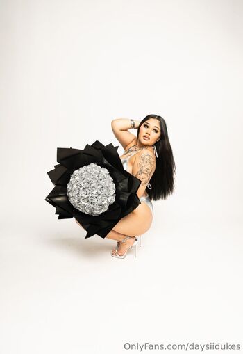 Days / daysiidukes / daysi.dukes nude photo #11