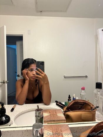 Day Sula / daysulanofficial nude photo #13