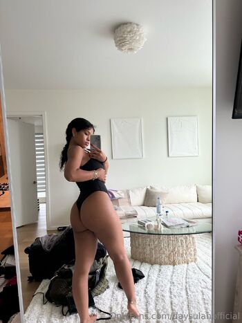 Day Sula / daysulanofficial nude photo #16