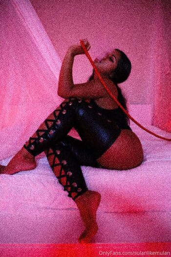 Day Sula / daysulanofficial nude photo #25