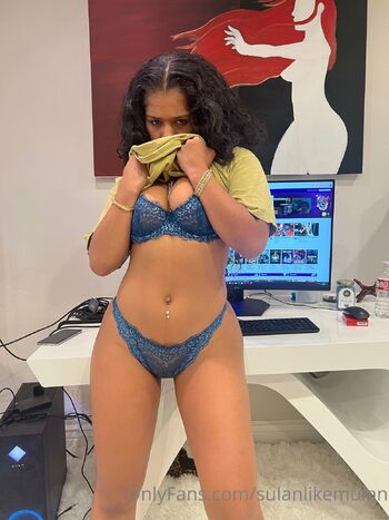 Day Sula / daysulanofficial nude photo #29