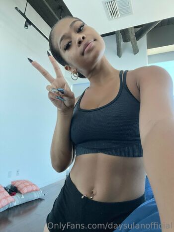 Day Sula / daysulanofficial nude photo #34