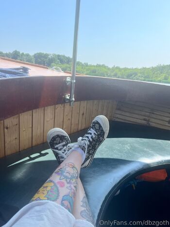 Becc / dbzgoth / dbzgothbecca / heyitsjustdbzgoth nude photo #7