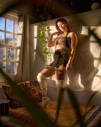 Dead Pixels Studio / deadpixels_stu nude photo #12