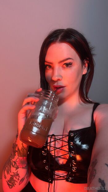 deathlyil / deathlyill nude photo #5