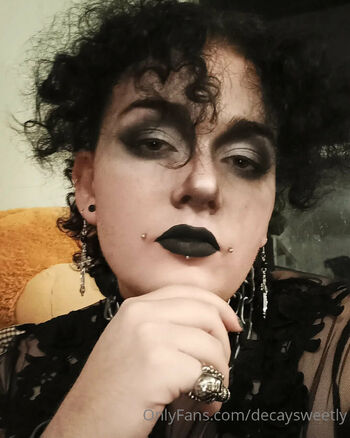 Caelu / decaysweetly nude photo #21