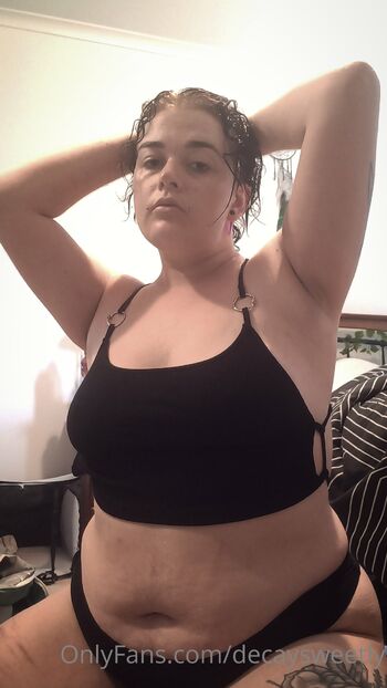 Caelu / decaysweetly nude photo #24