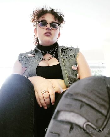 Caelu / decaysweetly nude photo #33