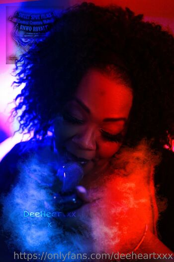Deeheartxx / deeheartxxxfree nude photo #23