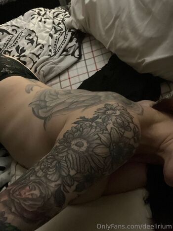 Deelirium886 / deelirium nude photo #4