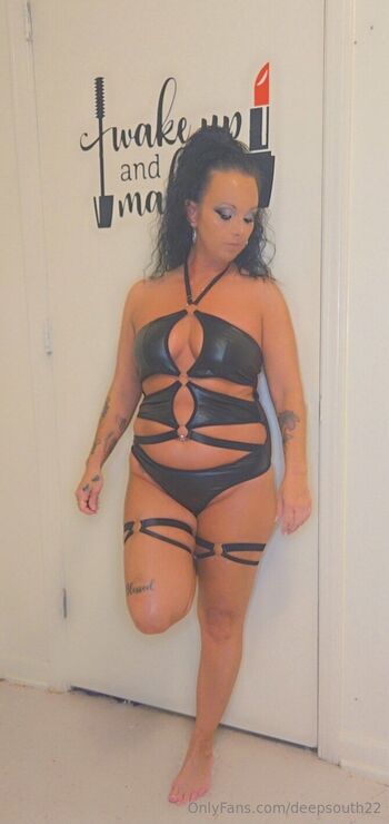 Petite Alabama M I L F / deepsouth22 / dustylashae_22 / dusty_lashae nude photo #16