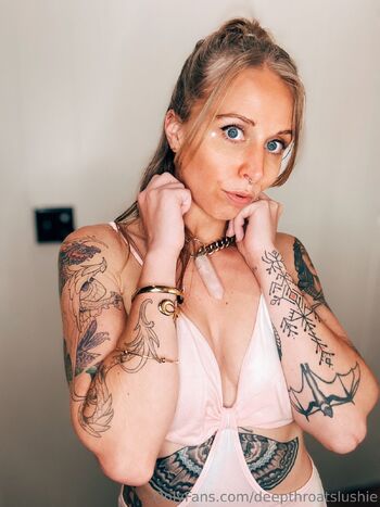 Mila Slushie / deepthroatslushie nude photo #5