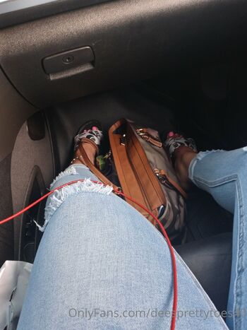 Dees Pretty Toe / deesprettytoes40 nude photo #1
