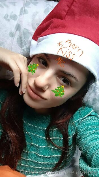 Delaia FREE OF / delaiafree nude photo #4