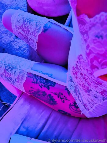 Delicious_Kat_Viciou / delicious_kat_vicious / deliciouskatvicious nude photo #32