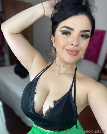 TU ARDIENTE Y DELICIOSA LATINA / deliciouslatin nude photo #8