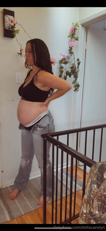 Dellacaroyl / dellacarolyn nude photo #7