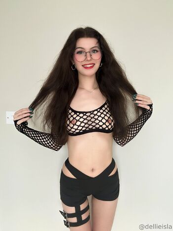 dellie isl / dellieisla nude photo #15