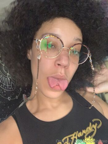 Delphi Rae l Split Tongue Queen / delphiraexo nude photo #2