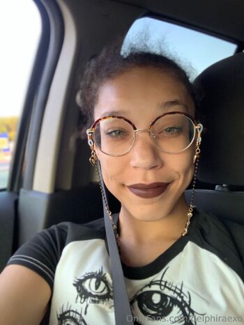 Delphi Rae l Split Tongue Queen / delphiraexo nude photo #27