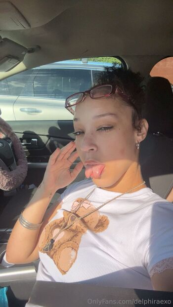 Delphi Rae l Split Tongue Queen / delphiraexo nude photo #35