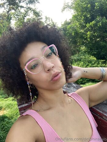 Delphi Rae l Split Tongue Queen / delphiraexo nude photo #39