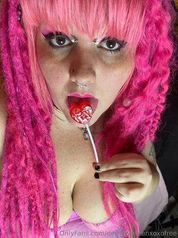 Tasty Tiff aka BBK / demonqueenxoxofree / demonqueentiff / demonqueenxoxo nude photo #5