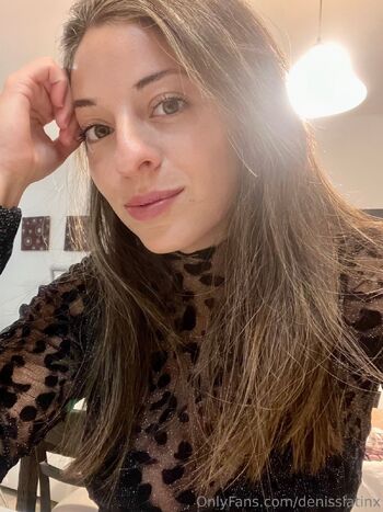 Denisse / denisslatinx nude photo #1