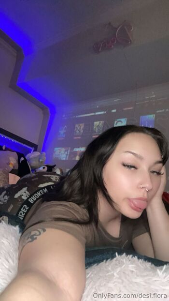 Des / desi.flora / desi.f1ora / f1or.a nude photo #32